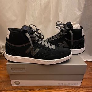 New Balance NM 440HBP Skater shoe. Mens 7.5 Black  and Grey NWT in box.